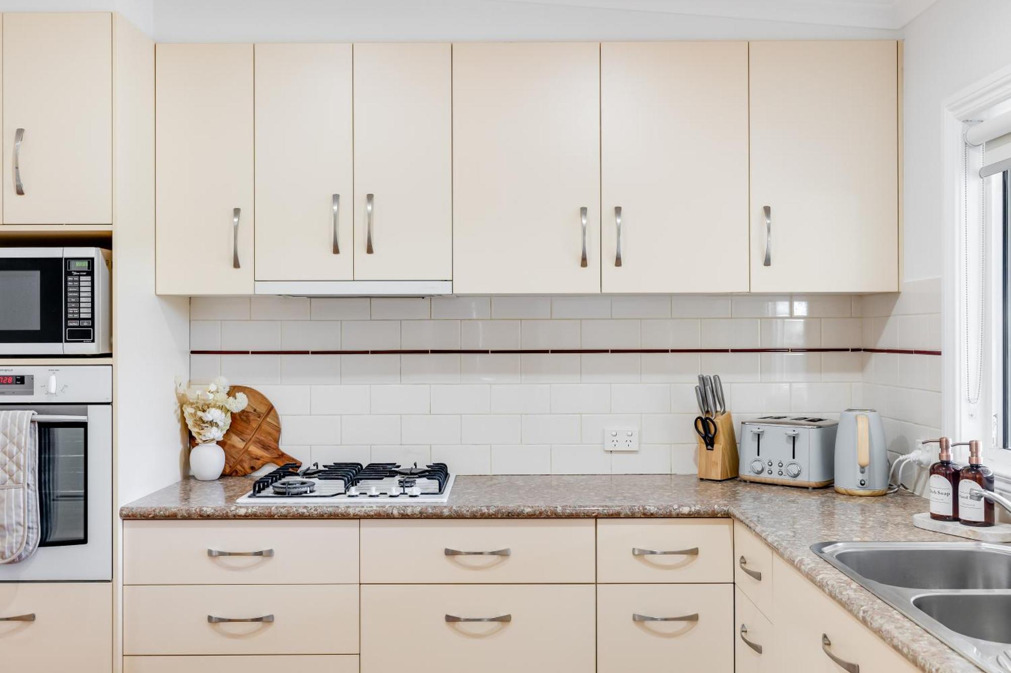 Jacaranda Cottage - Family & Pet Friendly Тувумба Екстер'єр фото