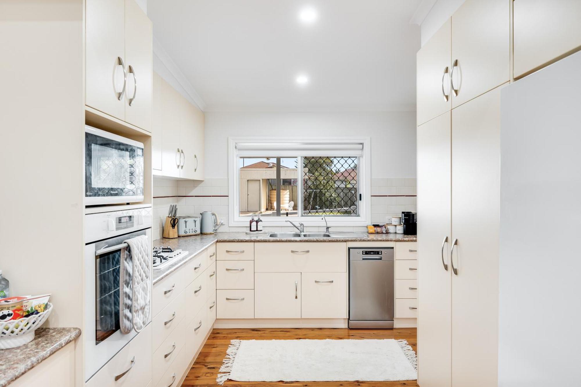 Jacaranda Cottage - Family & Pet Friendly Тувумба Екстер'єр фото